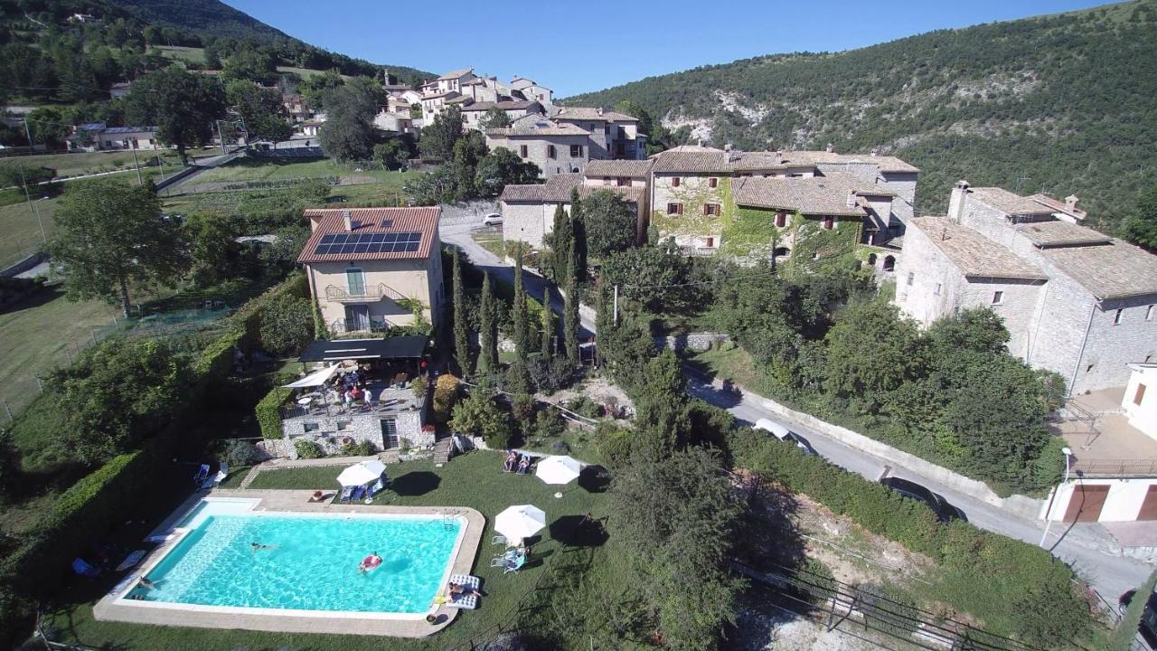 Agriturismo Roccagelli Vallo di Nera Bagian luar foto