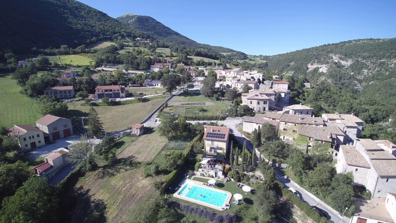 Agriturismo Roccagelli Vallo di Nera Bagian luar foto